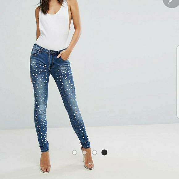 ISO Please! PrettyLittleThing Pearl Embellished
Je - Picture 1 of 1